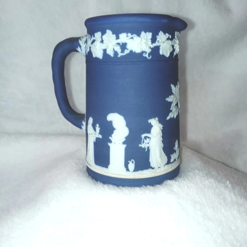 Wedgewood Jasperware 4 1/2" Creamer/Pitcher marked Wedgewood England Rope Handle